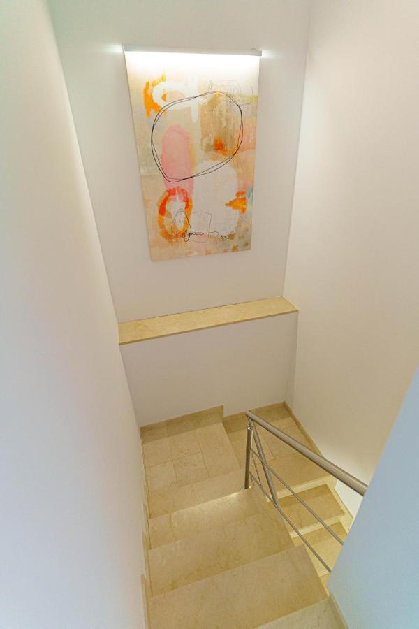 Ruizcar Center Apartment 龙达 外观 照片