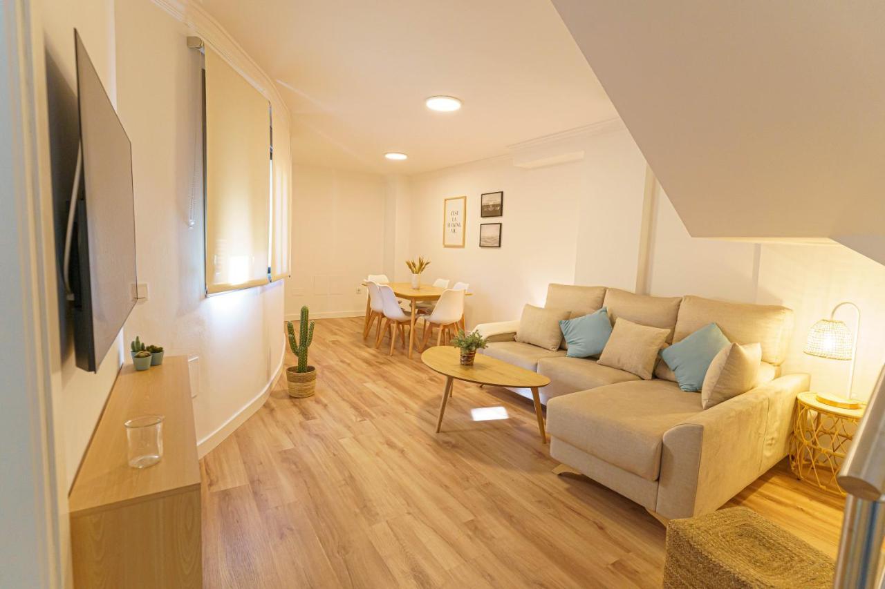 Ruizcar Center Apartment 龙达 外观 照片