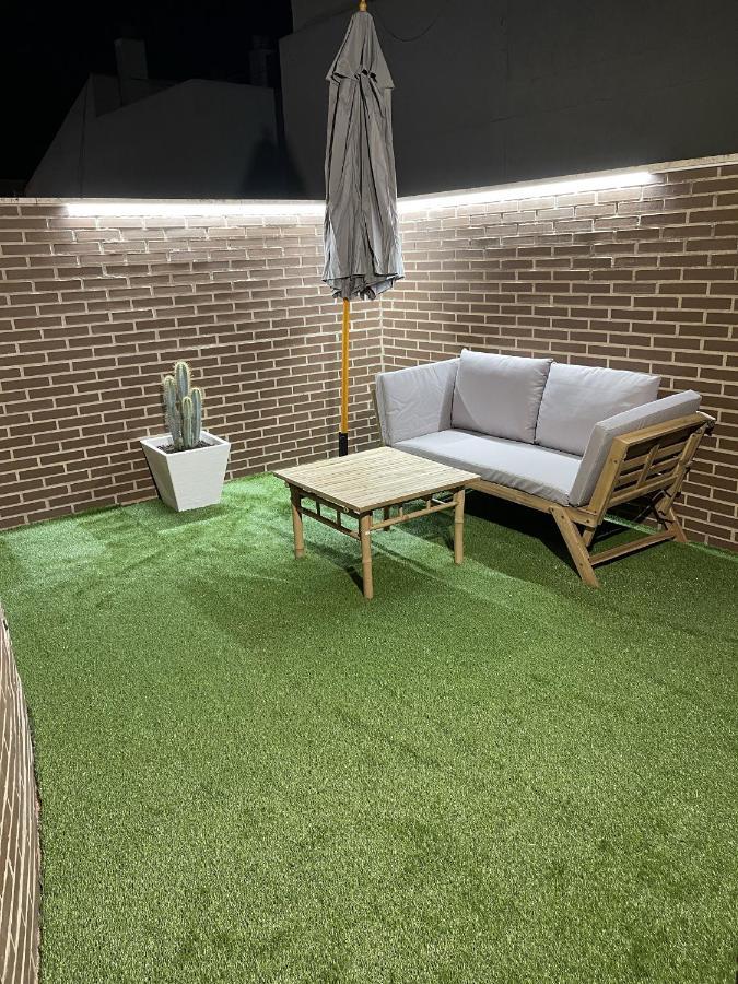 Ruizcar Center Apartment 龙达 外观 照片